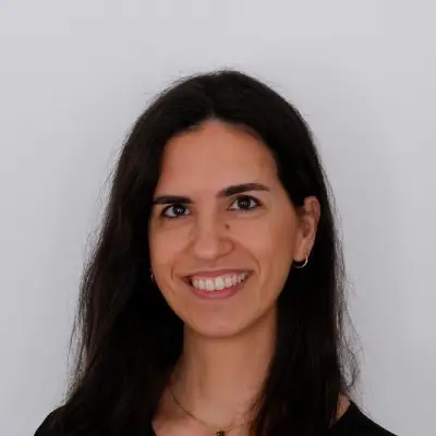 Cristina Barros